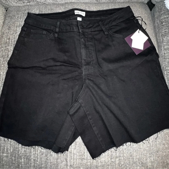 NWT Ava & Viv Black High Rise Jean Shorts - Picture 1 of 5